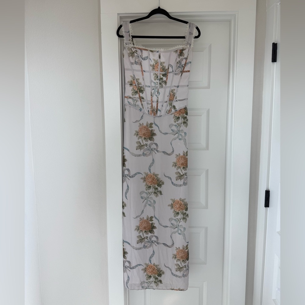Isis house of cb dress